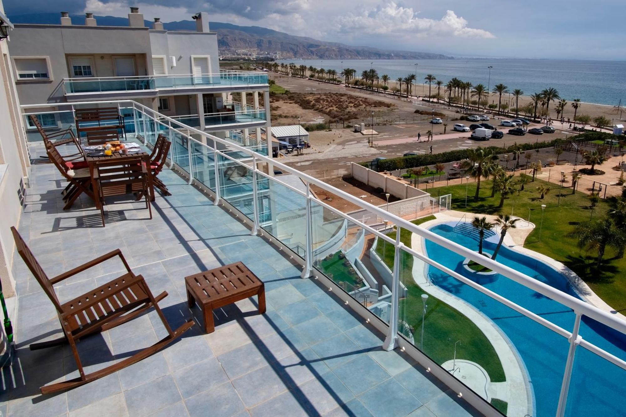 Seafront Penthouse Almeria Roquetas de Mar Extérieur photo